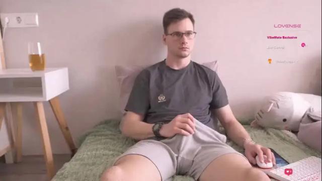 Thumbnail 3, fluffy_hat's Stream at Chaturbate, 9 months ago