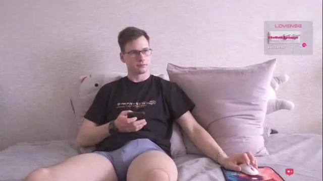 Thumbnail 1, fluffy_hat's Stream at Chaturbate, 8 months ago