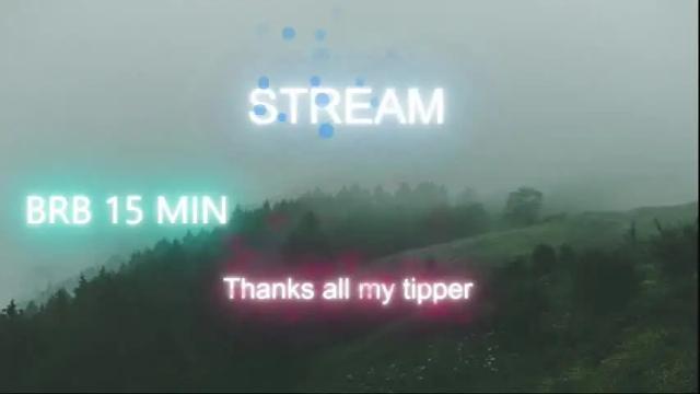 Image 12 of fluffy_hat Stream on Chaturbate on 8 months ago