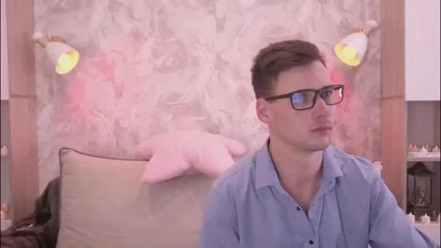 Thumbnail 1, fluffy_hat's Stream at Chaturbate, 1 month ago