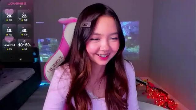 Image 6 of fluffy_rose Stream on Chaturbate on 2 months ago