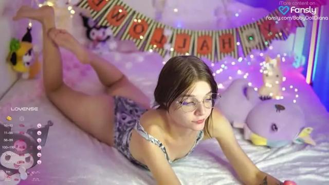 Thumbnail 3, fluffyellie's Stream at Chaturbate, 19 months ago