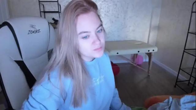 Thumbnail 1, fluffyyummybuns's Stream at Chaturbate, 3 months ago