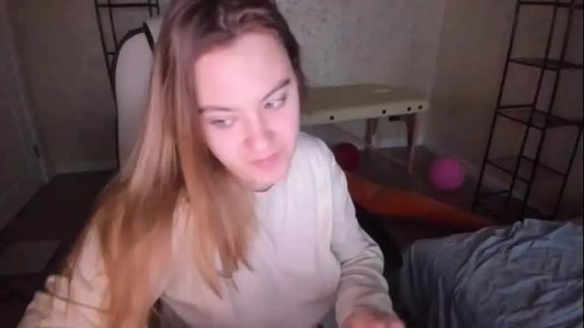 Image 3 of fluffyyummybuns Stream on Chaturbate on 3 months ago