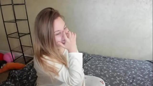 Image 10 of fluffyyummybuns Stream on Chaturbate on 3 months ago