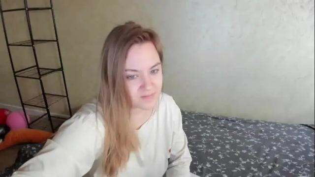 Image 7 of fluffyyummybuns Stream on Chaturbate on 3 months ago