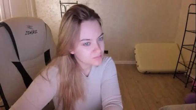 Thumbnail 2, fluffyyummybuns's Stream at Chaturbate, 2 months ago