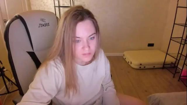Image 10 of fluffyyummybuns Stream on Chaturbate on 2 months ago
