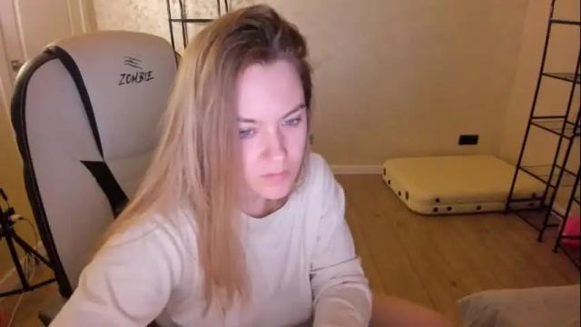 Image 11 of fluffyyummybuns Stream on Chaturbate on 2 months ago