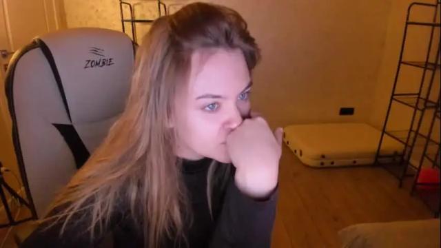 Image 12 of fluffyyummybuns Stream on Chaturbate on 2 months ago
