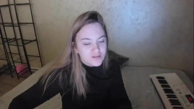 Image 12 of fluffyyummybuns Stream on Chaturbate on 2 months ago