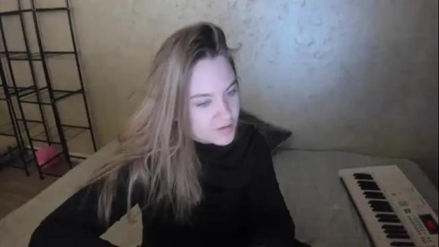 Thumbnail 3, fluffyyummybuns's Stream at Chaturbate, 2 months ago