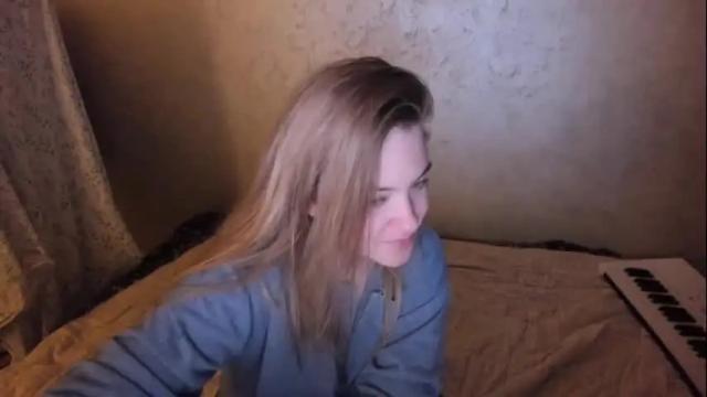 Image 2 of fluffyyummybuns Stream on Chaturbate on 2 months ago