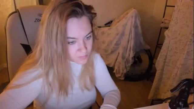Image 10 of fluffyyummybuns Stream on Chaturbate on 2 months ago