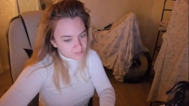 Thumbnail 2, fluffyyummybuns's Stream at Chaturbate, 2 months ago