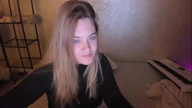 Image 8 of fluffyyummybuns Stream on Chaturbate on 1 month ago