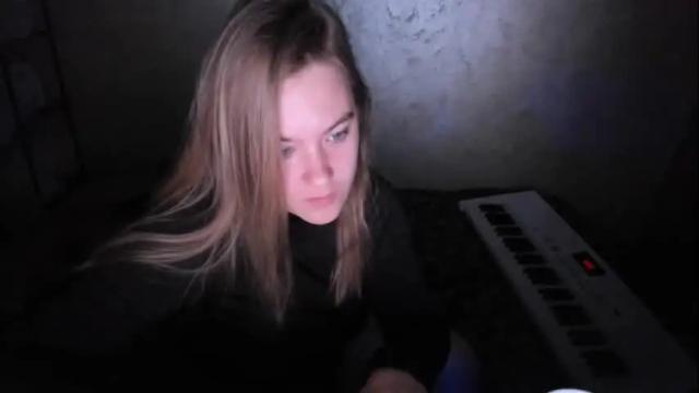 Thumbnail 3, fluffyyummybuns's Stream at Chaturbate, 1 month ago