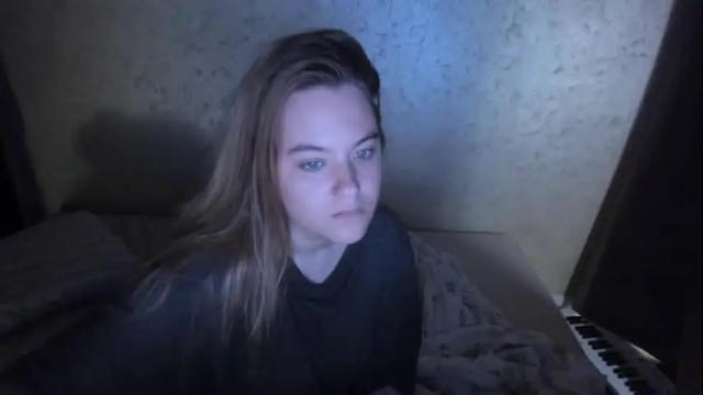 Thumbnail 2, fluffyyummybuns's Stream at Chaturbate, 18 days ago