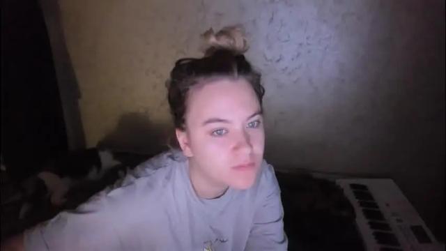 Image 4 of fluffyyummybuns Stream on Chaturbate on 6 days ago
