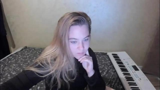Image 10 of fluffyyummybuns Stream on Chaturbate on 3 days ago