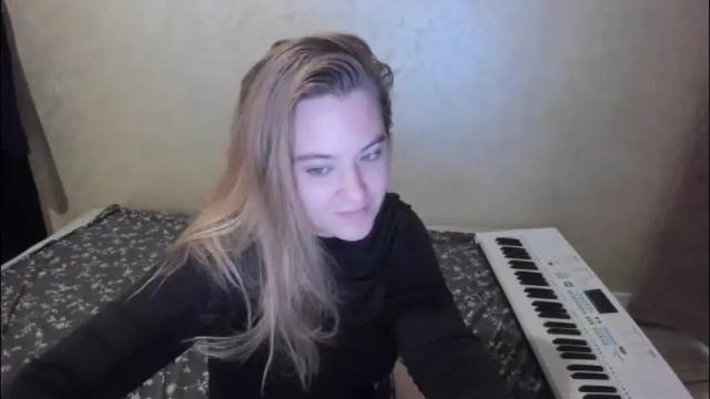 Image 12 of fluffyyummybuns Stream on Chaturbate on 3 days ago