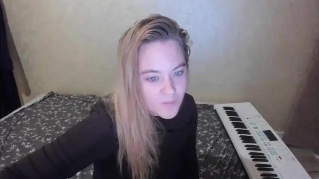 Image 6 of fluffyyummybuns Stream on Chaturbate on 3 days ago