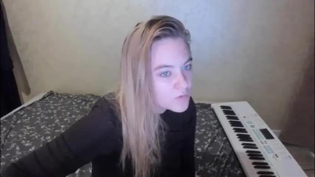 Image 7 of fluffyyummybuns Stream on Chaturbate on 3 days ago