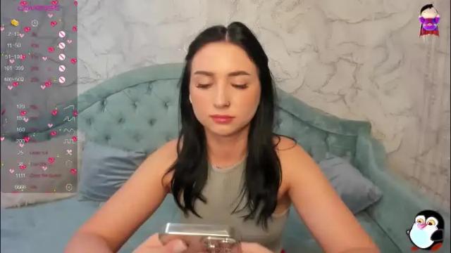 Thumbnail 2, flufyfoxx's Stream at Chaturbate, 1 month ago