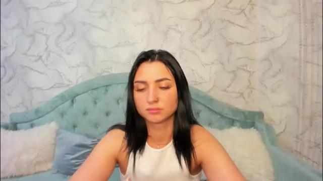 Image 11 of flufyfoxx Stream on Chaturbate on 1 month ago