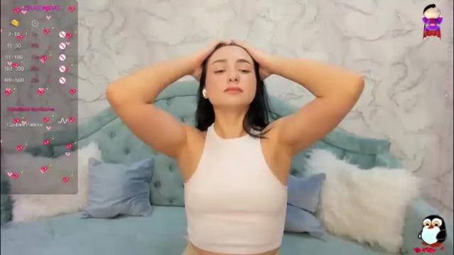 Image 4 of flufyfoxx Stream on Chaturbate on 1 month ago