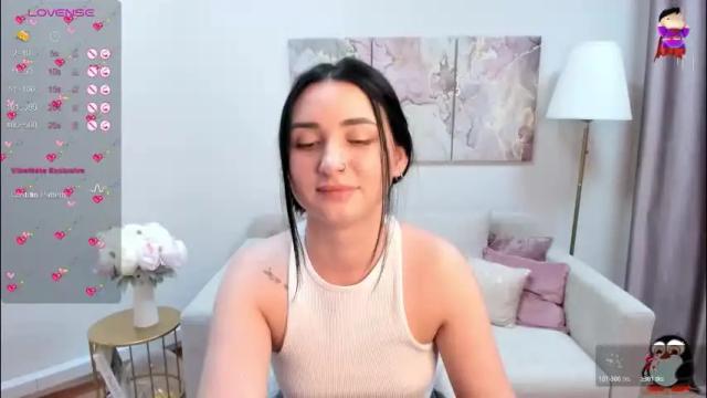 Image 11 of flufyfoxx Stream on Chaturbate on 1 month ago