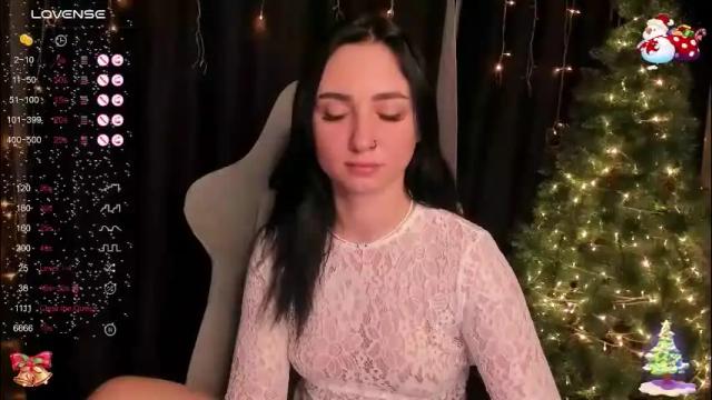 Image 6 of flufyfoxx Stream on Chaturbate on 9 days ago