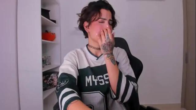 Image 7 of fly2day Stream on Chaturbate on 8 months ago