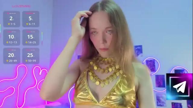 Image 2 of fly_best Stream on Chaturbate on 4 days ago