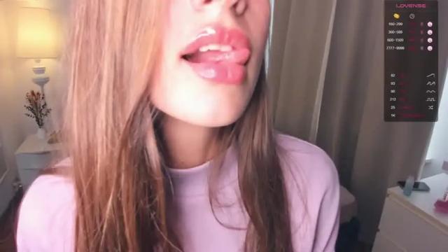 Image 3 of fly_to_dream Stream on Chaturbate on 20 months ago