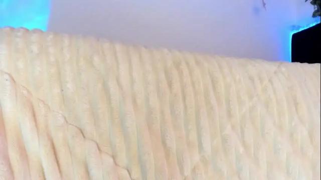 Image 3 of flylia_ Stream on Chaturbate on 1 month ago
