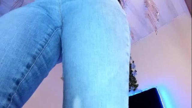 Image 8 of flylia_ Stream on Chaturbate on 28 days ago