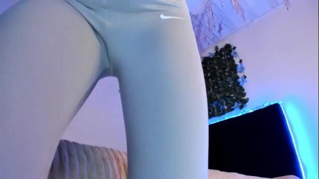 Image 7 of flylia_ Stream on Chaturbate on 10 days ago