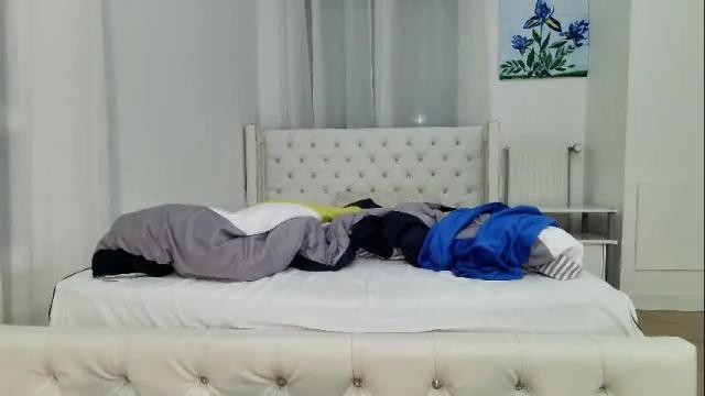 Image 12 of flymybutterfly Stream on Chaturbate on 5 months ago