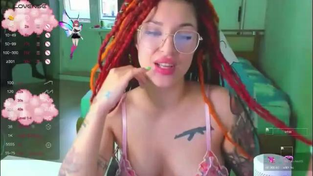 Image 7 of folinskaayaa Stream on Chaturbate on 1 month ago