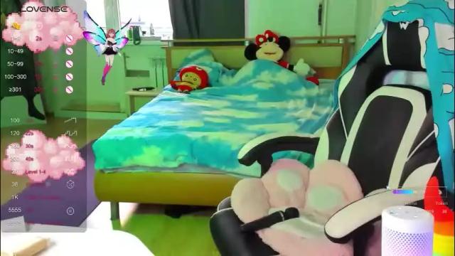 Image 8 of folinskaayaa Stream on Chaturbate on 1 month ago