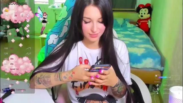 Image 6 of folinskaayaa Stream on Chaturbate on 1 month ago