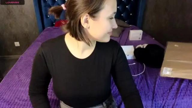 Image 3 of forest_foxxx Stream on Chaturbate on 19 months ago