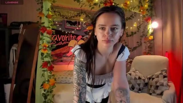 Image 3 of forest_lina Stream on Chaturbate on 1 month ago