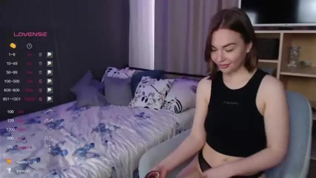 Image 4 of foreversmileme Stream on Chaturbate on 14 months ago
