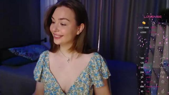 Image 4 of foreversmileme Stream on Chaturbate on 26 days ago