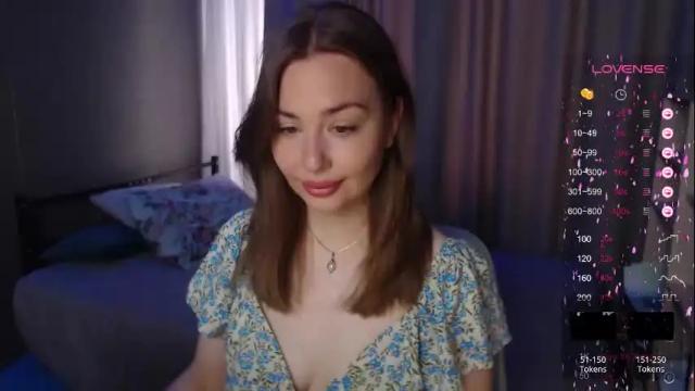 Image 3 of foreversmileme Stream on Chaturbate on 2 months ago