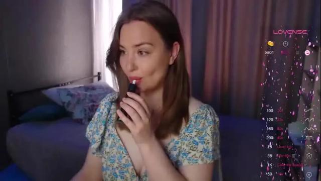 Image 4 of foreversmileme Stream on Chaturbate on 2 months ago