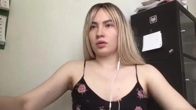 Image 9 of fourtunet Stream on Chaturbate on 20 months ago