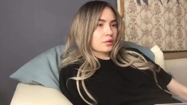 Image 10 of fourtunet Stream on Chaturbate on 13 months ago